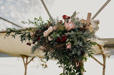 Anna & Ian's wedding cake topper: fly away with me Anna & Ian's wedding cake topper: fly away with me