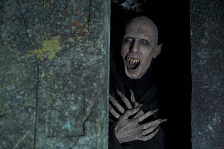 Vita da vampiro e Southbound – Autostrada per l’inferno: due orrori collettivi del terzo millennio Vita da vampiro e Southbound – Autostrada per l’inferno: due orrori collettivi del terzo millennio
