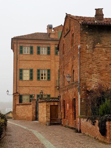 La dimora di Sara e Daniele, fiaba moderna nella campagna torinese. La dimora di Sara e Daniele, fiaba moderna nella campagna torinese.