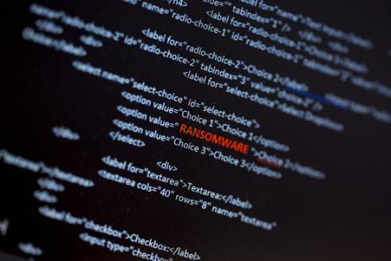 Ransomware: come proteggersi e cosa fare in caso di attacco Ransomware: come proteggersi e cosa fare in caso di attacco