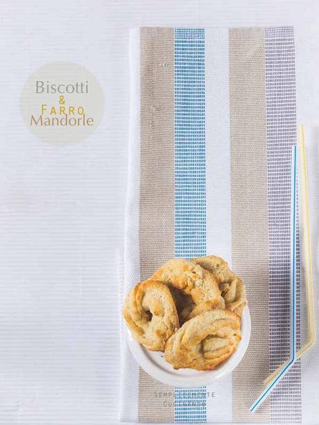Biscotti Farro e mandorle Biscotti Farro e mandorle