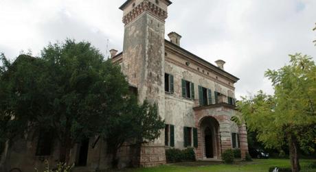 Una casa da Oscar: è in vendita la villa di Chiamami col tuo nome Una casa da Oscar: è in vendita la villa di Chiamami col tuo nome