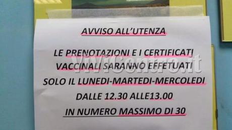 FOTO ViViCentro – Castellammare, disagi e file interminabili all’Ufficio vaccini FOTO ViViCentro – Castellammare, disagi e file interminabili all’Ufficio vaccini