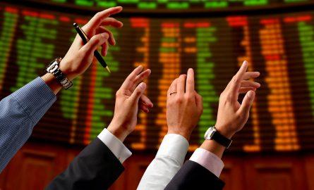 Le elezioni non spaventano Torna l’interesse per Telecom,... Le elezioni non spaventano Torna l’interesse per Telecom,...