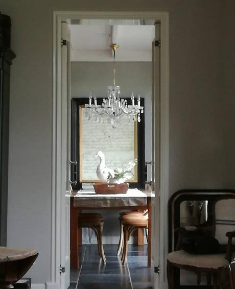 Una bella casa di campagna in Olanda L'immagine può contenere: spazio al chiuso