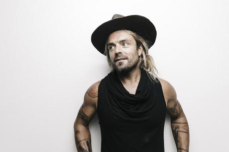 XAVIER RUDD online il video di Walk Away XAVIER RUDD online il video di Walk Away