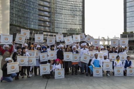 Lavoro nero in Italia? In un Flashmob, la soluzione di Openjobmetis Tutti i partecipanti al frozen flashmob dedicato all'app Shakejob powered by Openjobmetis spa
