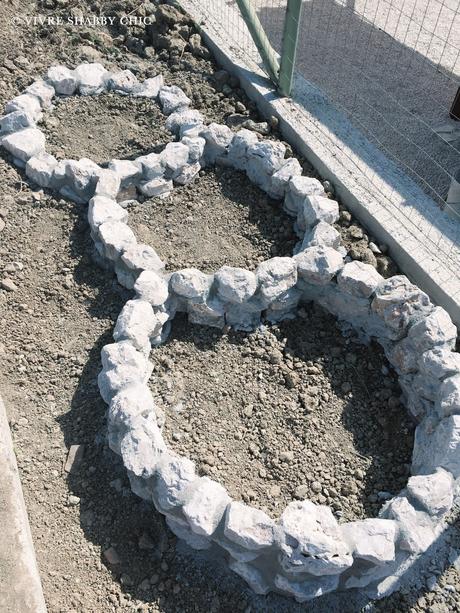 GIARDINO: aiuola in pietra Fai da Te GIARDINO: aiuola in pietra Fai da Te