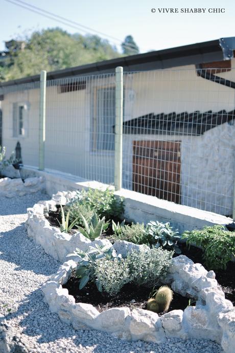 GIARDINO: aiuola in pietra Fai da Te GIARDINO: aiuola in pietra Fai da Te