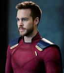 “Supergirl 3”: il nuovo costume di Mon-El è un po’ troppo… super? “Supergirl 3”: il nuovo costume di Mon-El è un po’ troppo… super?