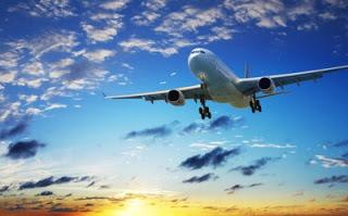 Alitalia, tre offerte di acquisto. Ma serve anche un nuovo Governo Alitalia, tre offerte di acquisto. Ma serve anche un nuovo Governo