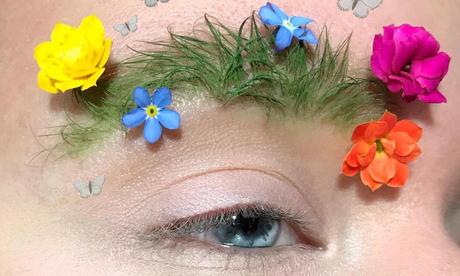 Beauty primavera: praticamente dobbiamo fare giardinaggio sulle sopracciglia Beauty primavera: praticamente dobbiamo fare giardinaggio sulle sopracciglia