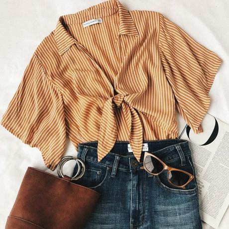 Fashion Trend: facciamo il nodo alla camicia Fashion Trend: facciamo il nodo alla camicia