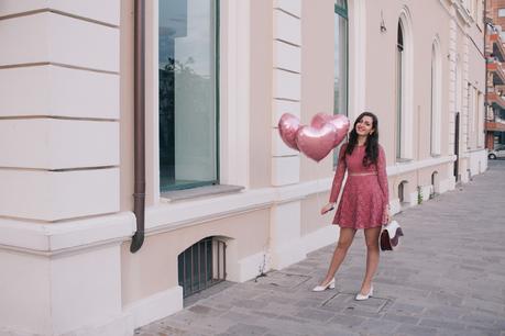 Un vestito romantico per la primavera e la borsa di Villatrentuno Un vestito romantico per la primavera e la borsa di Villatrentuno