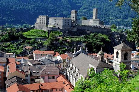 Idee di viaggio: on the road tra Lago di Como e Canton Ticino on the road svizzera lago di como (1)
