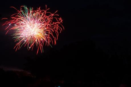 Gli spettacolari fuochi di San Secondo negli scatti di Pino Scancarello Gli spettacolari fuochi di San Secondo negli scatti di Pino Scancarello