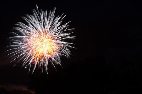 Gli spettacolari fuochi di San Secondo negli scatti di Pino Scancarello Gli spettacolari fuochi di San Secondo negli scatti di Pino Scancarello