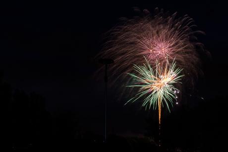Gli spettacolari fuochi di San Secondo negli scatti di Pino Scancarello Gli spettacolari fuochi di San Secondo negli scatti di Pino Scancarello