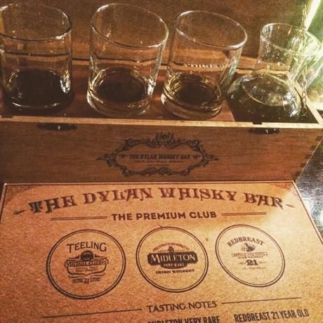 Bob Dylan e il suo whiskey Bob Dylan e il suo whiskey
