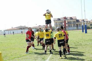 VOGHERA (pv). Il Rugby Voghera sconfitto nella penultima giornata del campionato. VOGHERA (pv). Il Rugby Voghera sconfitto nella penultima giornata del campionato.