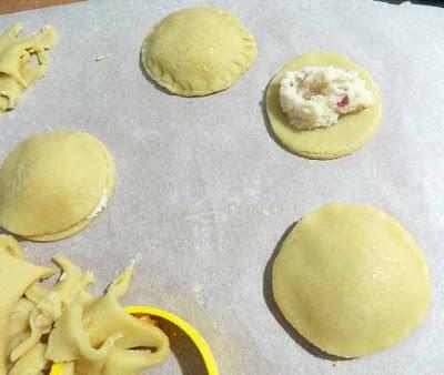 SFOGLIATELLE FROLLE SFOGLIATELLE FROLLE