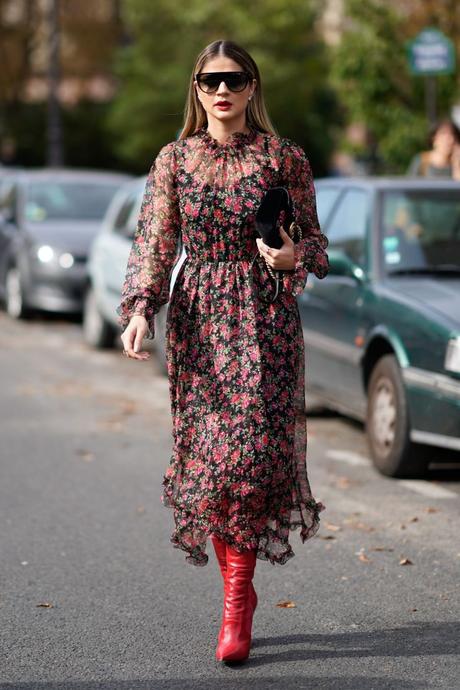 Comodo e primaverile: l'abito midi e maxi a fiori Comodo e primaverile: l'abito midi e maxi a fiori