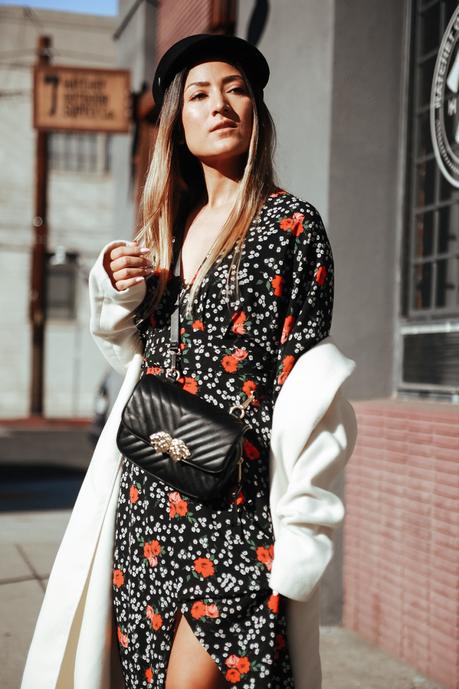 Comodo e primaverile: l'abito midi e maxi a fiori Comodo e primaverile: l'abito midi e maxi a fiori