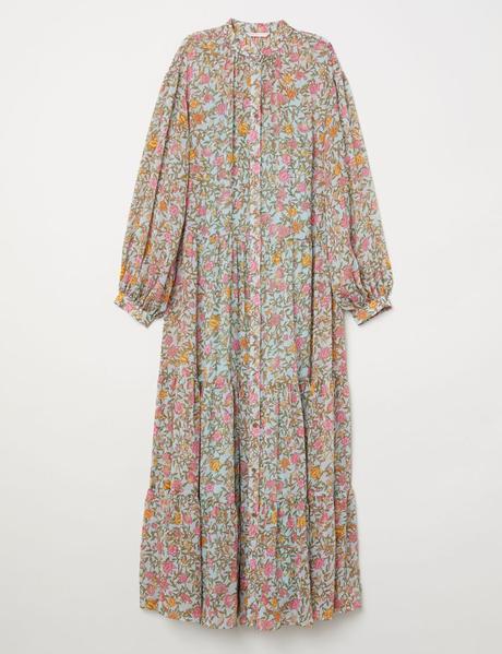 Comodo e primaverile: l'abito midi e maxi a fiori Comodo e primaverile: l'abito midi e maxi a fiori