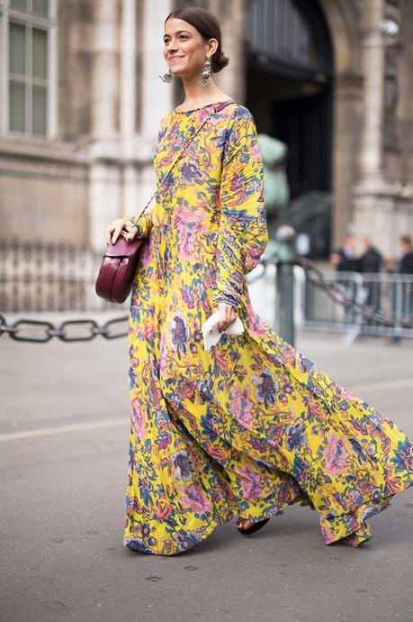 Comodo e primaverile: l'abito midi e maxi a fiori Comodo e primaverile: l'abito midi e maxi a fiori