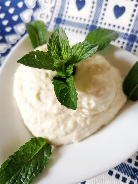PATE' DI CECI E ROBIOLA E LA PENTOLA A PRESSIONE PATE' DI CECI E ROBIOLA E LA PENTOLA A PRESSIONE