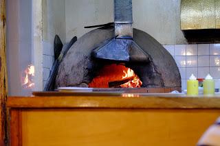 Il Perù, gli Inca, il mal di montagna, le foglie di coca e la tavolozza di colori delle Ande Il Perù, gli Inca, il mal di montagna, le foglie di coca e la tavolozza di colori delle Ande