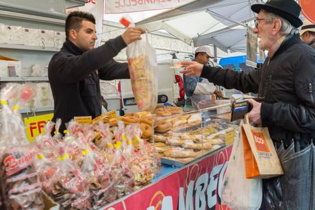 Il maltempo non ha frenato la ‘voglia’ di fiera Carolingia Il maltempo non ha frenato la ‘voglia’ di fiera Carolingia