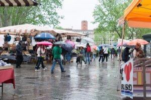 Il maltempo non ha frenato la ‘voglia’ di fiera Carolingia Il maltempo non ha frenato la ‘voglia’ di fiera Carolingia