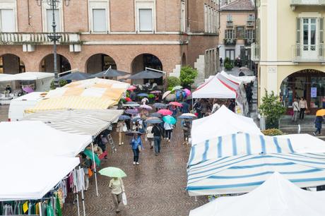 Il maltempo non ha frenato la ‘voglia’ di fiera Carolingia Il maltempo non ha frenato la ‘voglia’ di fiera Carolingia