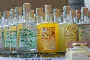 Il maltempo non ha frenato la ‘voglia’ di fiera Carolingia Il maltempo non ha frenato la ‘voglia’ di fiera Carolingia