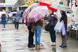 Il maltempo non ha frenato la ‘voglia’ di fiera Carolingia Il maltempo non ha frenato la ‘voglia’ di fiera Carolingia