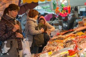 Il maltempo non ha frenato la ‘voglia’ di fiera Carolingia Il maltempo non ha frenato la ‘voglia’ di fiera Carolingia
