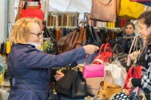 Il maltempo non ha frenato la ‘voglia’ di fiera Carolingia Il maltempo non ha frenato la ‘voglia’ di fiera Carolingia