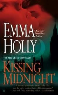IL PROFUMO DELL'OSCURITA' (Kissing Midnight) di Emma Holly (Leggerditore)