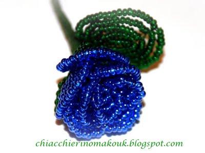 Una Rosa Blu - fiori di perline