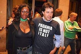 Radio Padania: La colpa del calo di consensi è di Calderoli e Salvini, troppo grassi