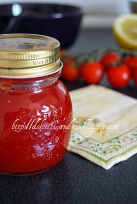 Marmellata di pomodori rossi