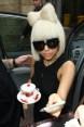 Lady Gaga con la sua tazza di tè