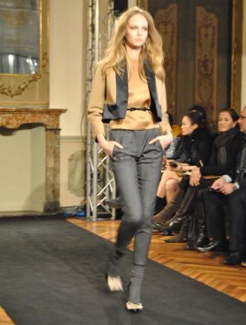Milano Fashion Week. Les Copains f/w 2011-12.