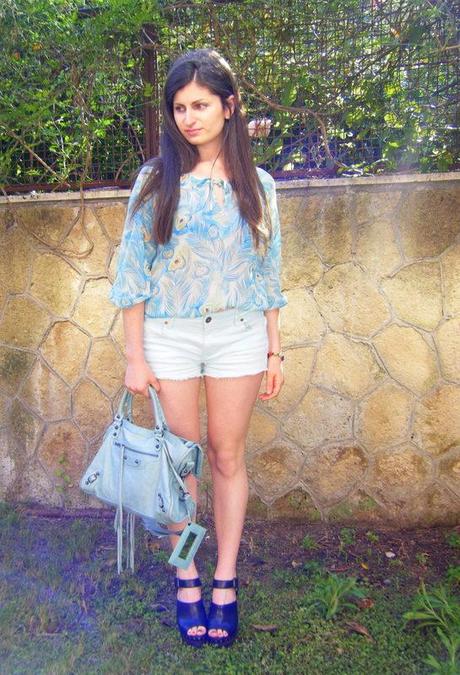 19/05/2011 Outfit: Turquoise tones