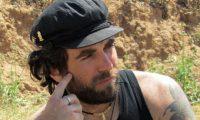 Chi celebra la morte di Vittorio Arrigoni