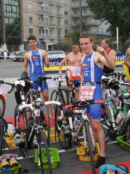 Circolo Canottieri Napoli al Triathlon di Bari