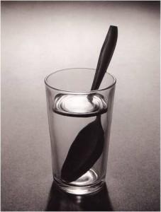 Pessimismo: perchè vediamo il bicchiere mezzo vuoto ?