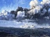 Vulcano Islanda 2011/ nessun blocco aereo Europa nube-cenere