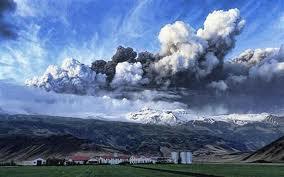 Islanda/ eruzione vulcano, nube-ceneri paura per aerei in Europa